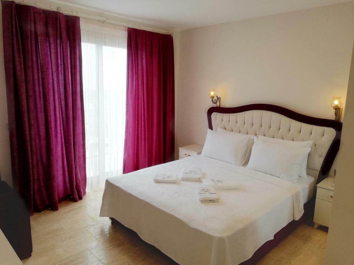 イズミル Zeytinli Konak Bed & Breakfast エクステリア 写真